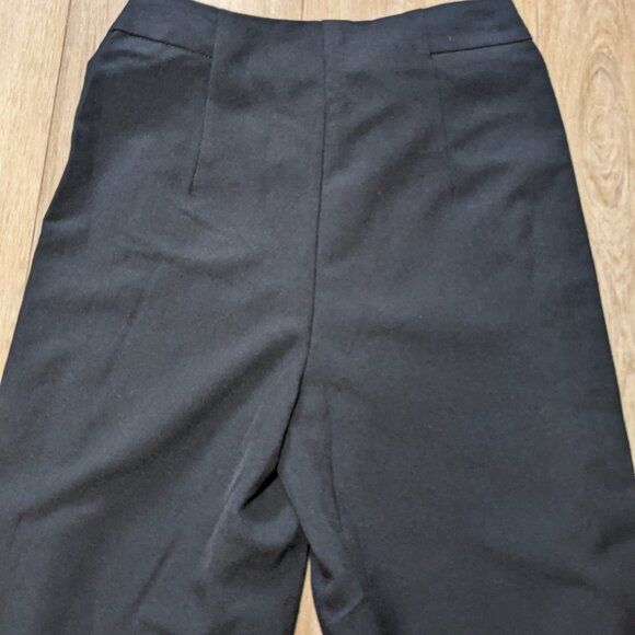 Romeo & Juliet Couture Black Pants Gold Side Snaps NWT Size S - Picture 10 of 11